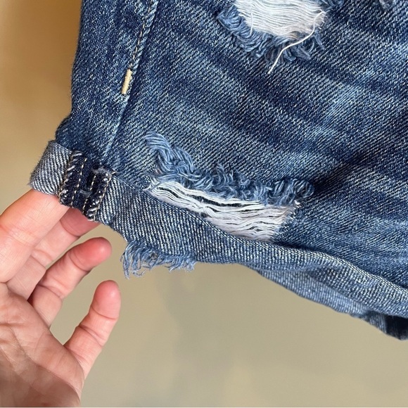 Abercrombie & Fitch Mid Rise Button Fly 24 - Picture 2 of 4